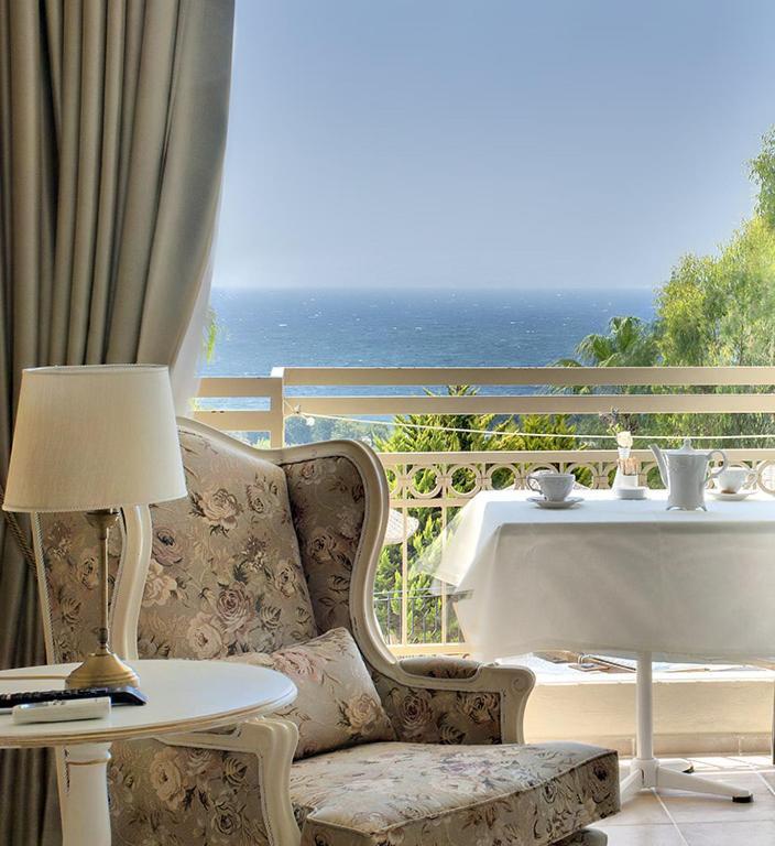 Deluxe Çift Kişilik Oda - Deniz Manzaralı