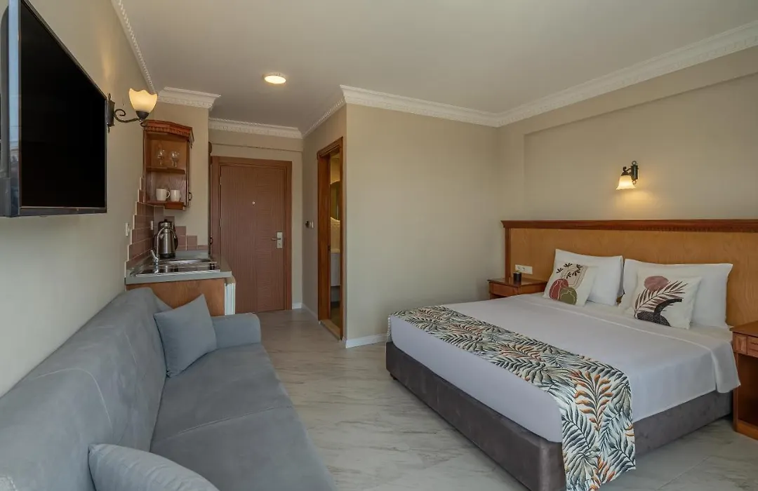 Rosy Suites Hotel-1