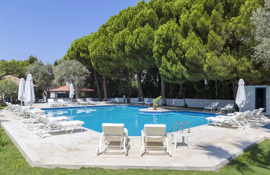 Risus Garden Marina Hotel-1