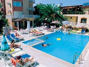 Grand Nett Beach-1