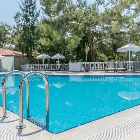 Peninsula Pine Club Boutique Hotel & Spa-2
