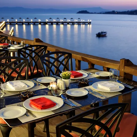 Le Bleu Hotel & Resort Kusadasi-3