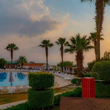 Royal Palace Kusadasi Hotel-2