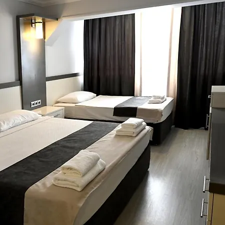 Roxx Royal Hotel-2