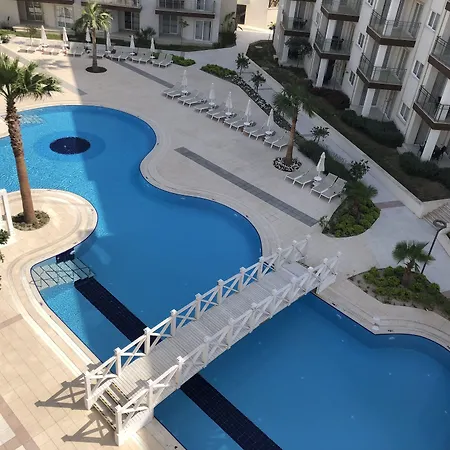 Ramada Hotel & Suites By Wyndham Kusadasi-2