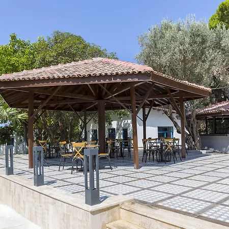 Risus Garden Marina Hotel-3