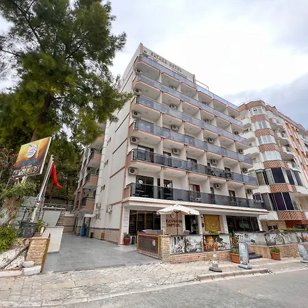 Saturn Hotel-2