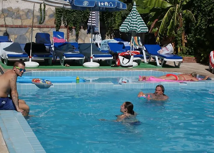 City Hotel