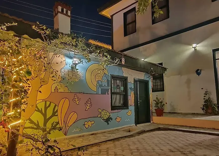 Garden Palace Boutique