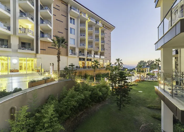 Ramada Resort Kusadasi & Golf
