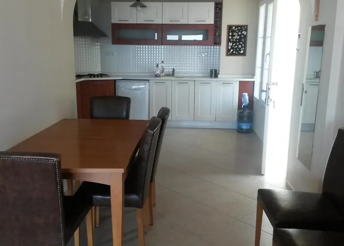 Villa Beach